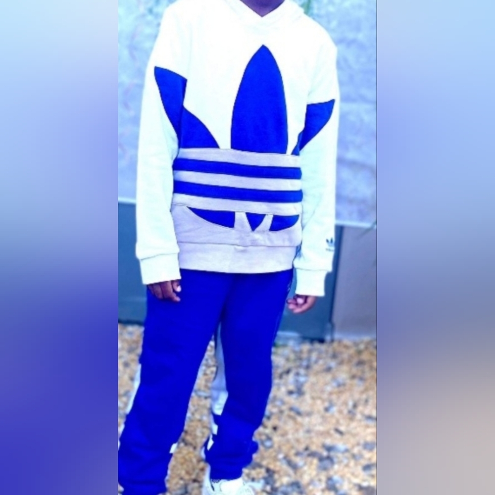 Kids Adidas Sweat Suit